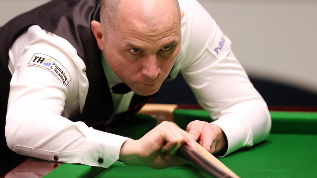 Perry wants Crucible farewell before retirement
