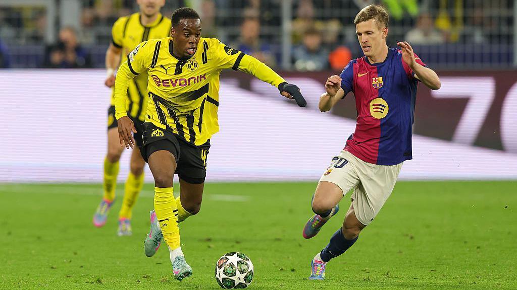 Dortmund reject £42m bid for Gittens