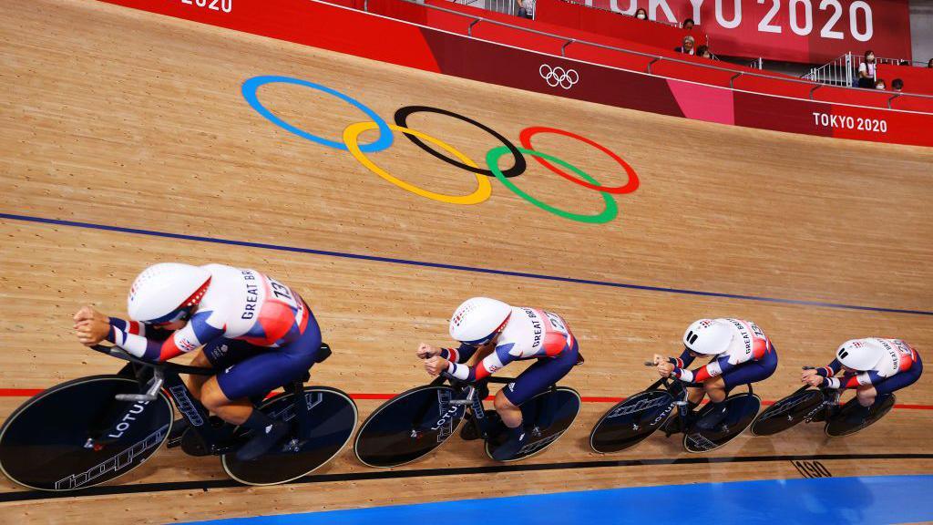 Team GB women's team pursuit squad competing at the Tokyo 2020 Olympics