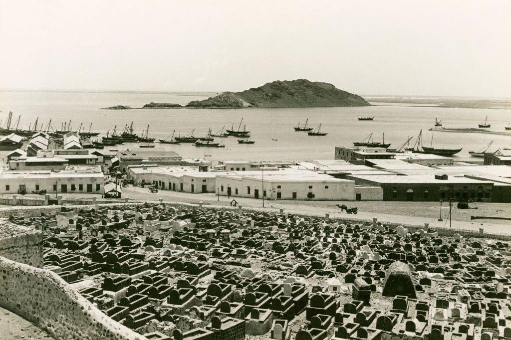 The Arab port at Aden , Yemen, 1923. (Photo by G.W. Grabham/Royal Geographical Society via Getty Images)