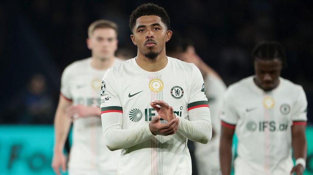 Wesley Fofana clapping