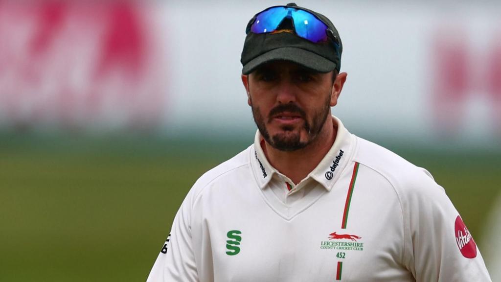 ‘My hair was falling out’ – Why Hill quit as Leics skipper