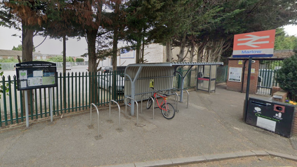 Marlow train station where the payphone is located