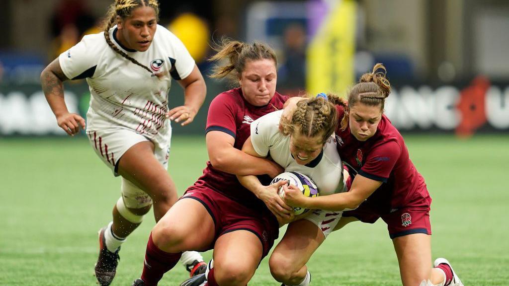 Amy Cokayne playing rugby union for England women