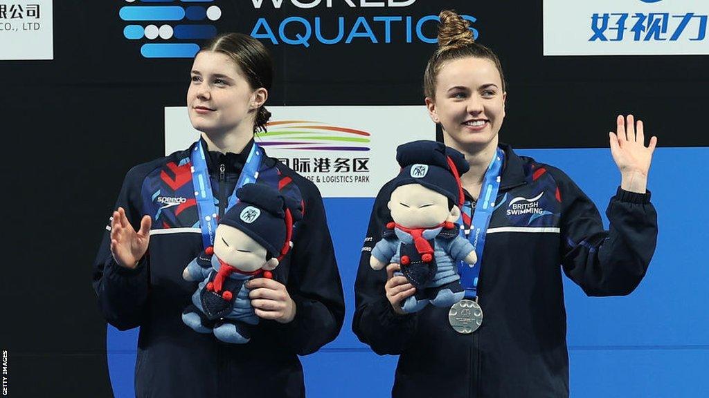 Andrea Spendolini-Sirieix and Lois Toulson on the podium