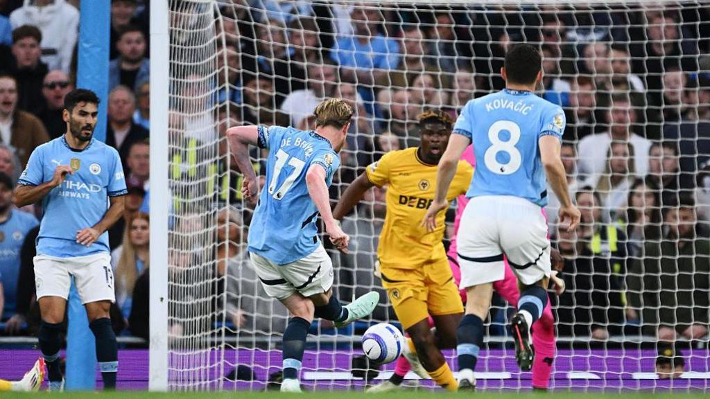 Kevin de Bruyne scores for Manchester City