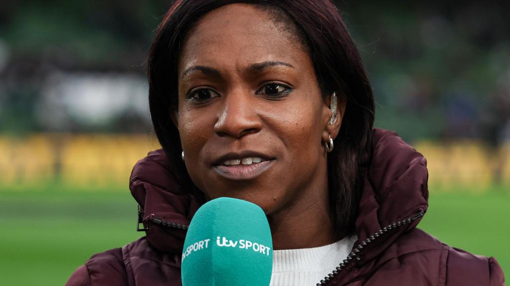 RFU council member punished for post about Alphonsi