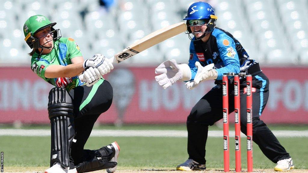 Meg Lanning batting for Melbourne Stars