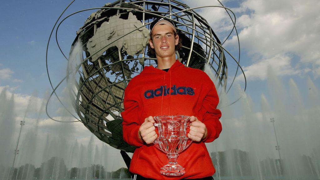 Andy Murray with the boys' singles trophy at 2004 US Open