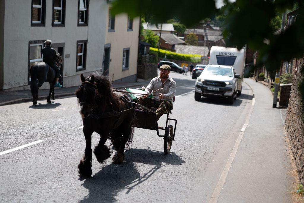 People arriving in Appleby for the horse fair