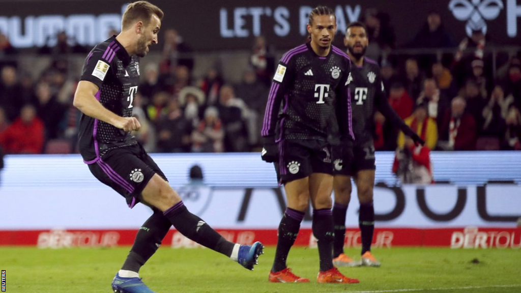 Harry Kane scores for Bayern Munich