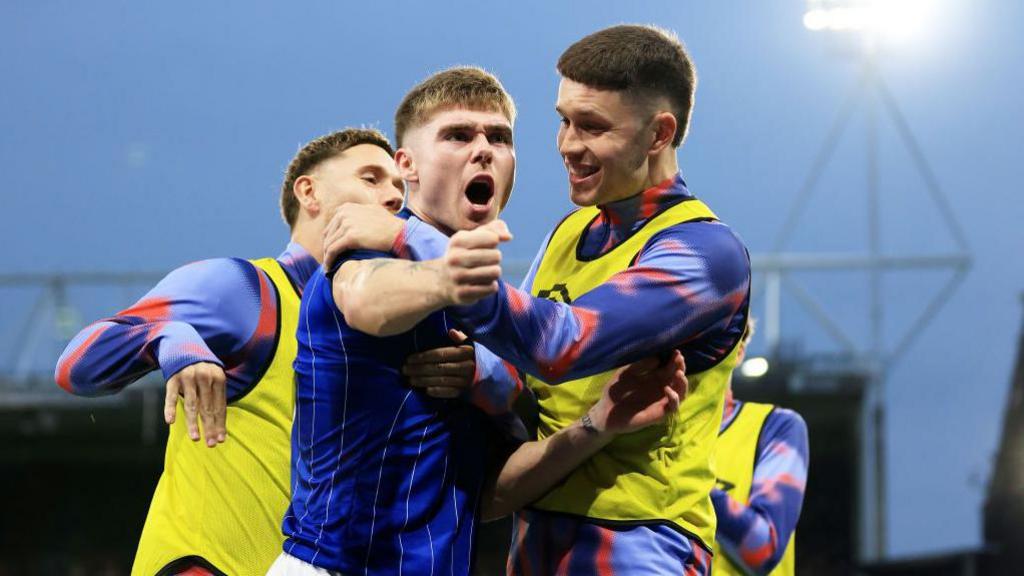 Leif Davis of Ipswich Town celebrates