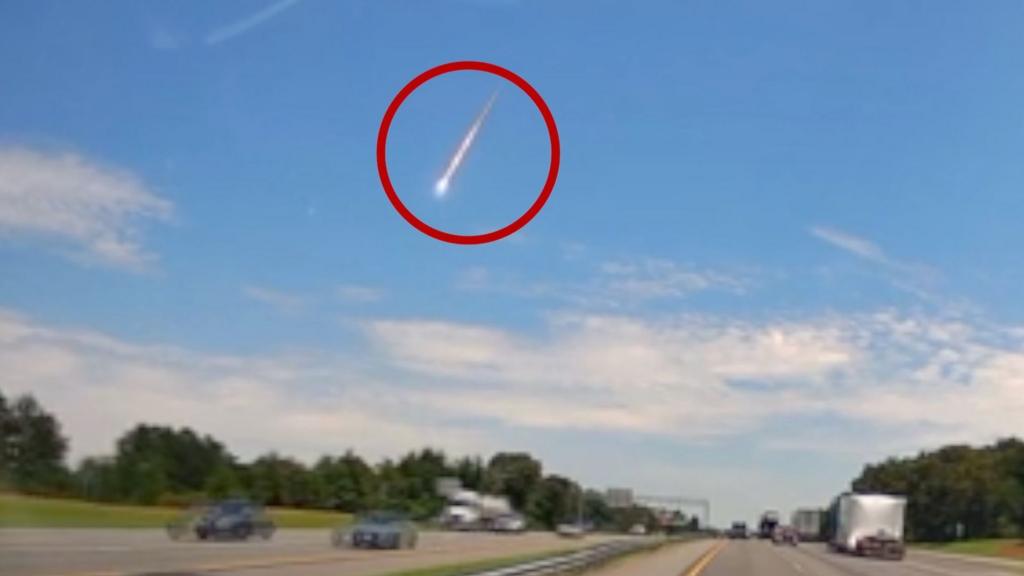 Meteorit älter als die Erde nach Einschlag in Haus entdeckt, berichten Wissenschaftler
