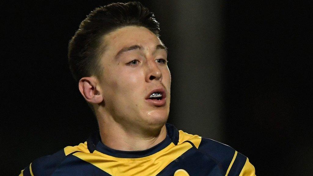 Josh Adams in action for Worcester Warriors