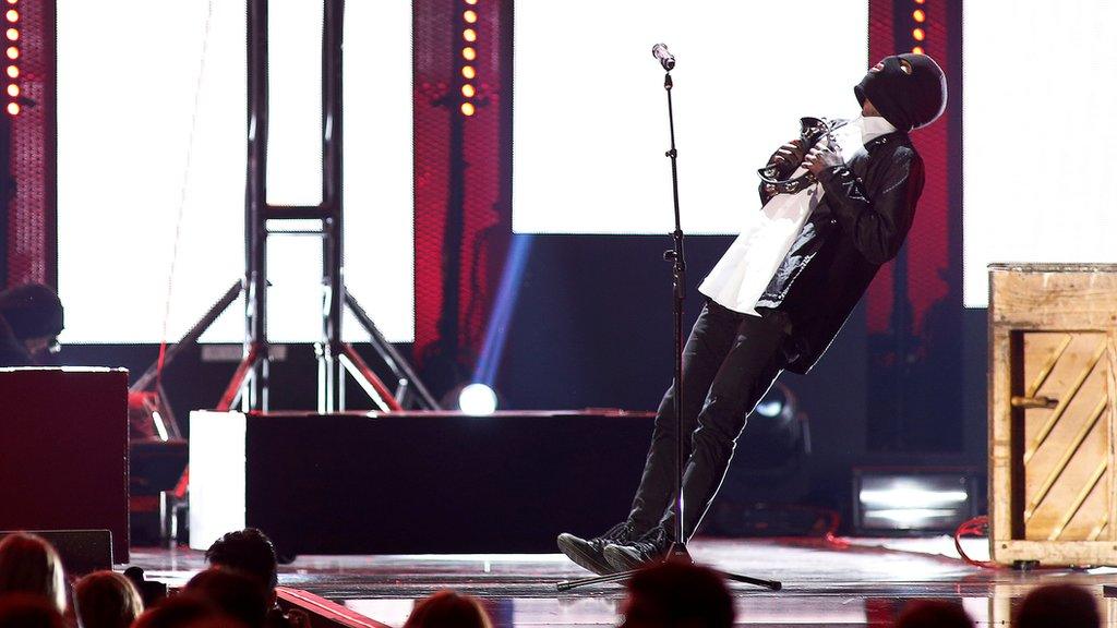 Twenty One Pilots on stage