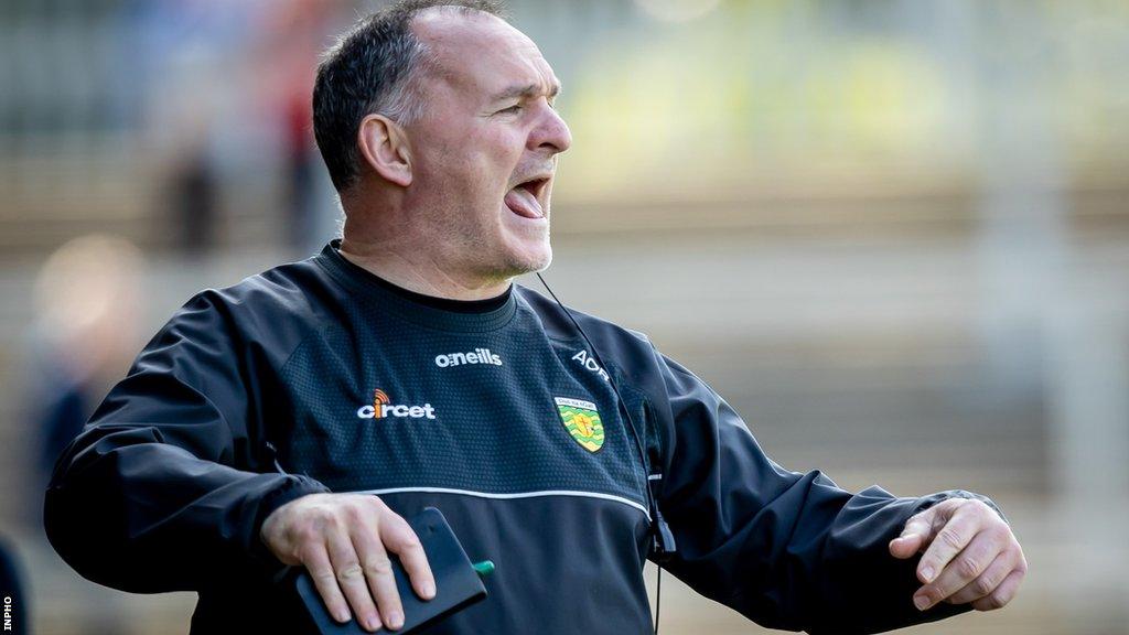 Aidan O'Rourke tries to rally the Donegal players at Pairc Esler