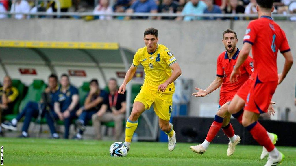 Sudakov for Ukraine versus England