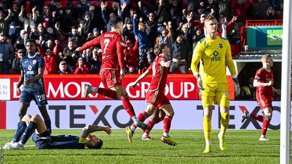 Aberdeen's Jamie McGrath celebrates as he scores to make it 2-1