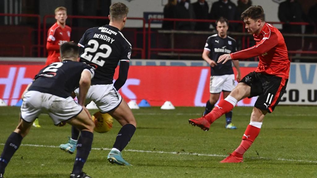 Josh Windass fires in the equaliser for Rangers