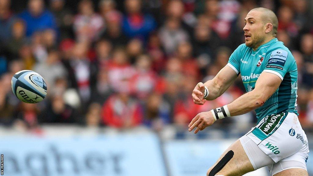 Mike Brown in action for Leicester Tigers