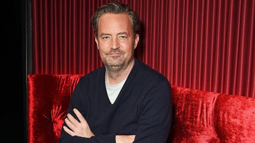 Matthew Perry poses at a photocall for "The End Of Longing", a new play which he wrote and stars in at The Playhouse Theatre, on February 8, 2016 in London, England.