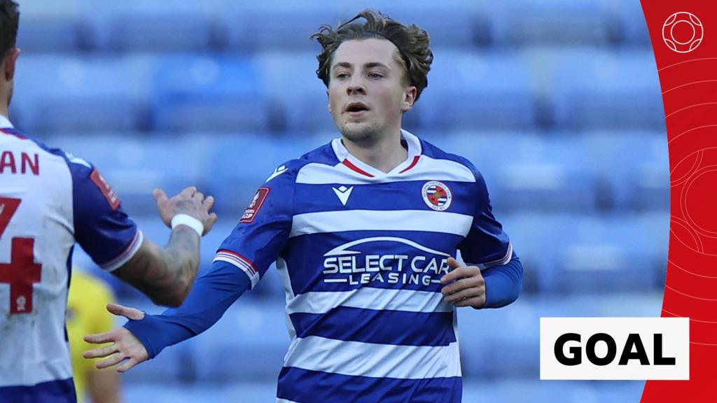 Savage scores 'perfectly-placed' long-range effort for Reading