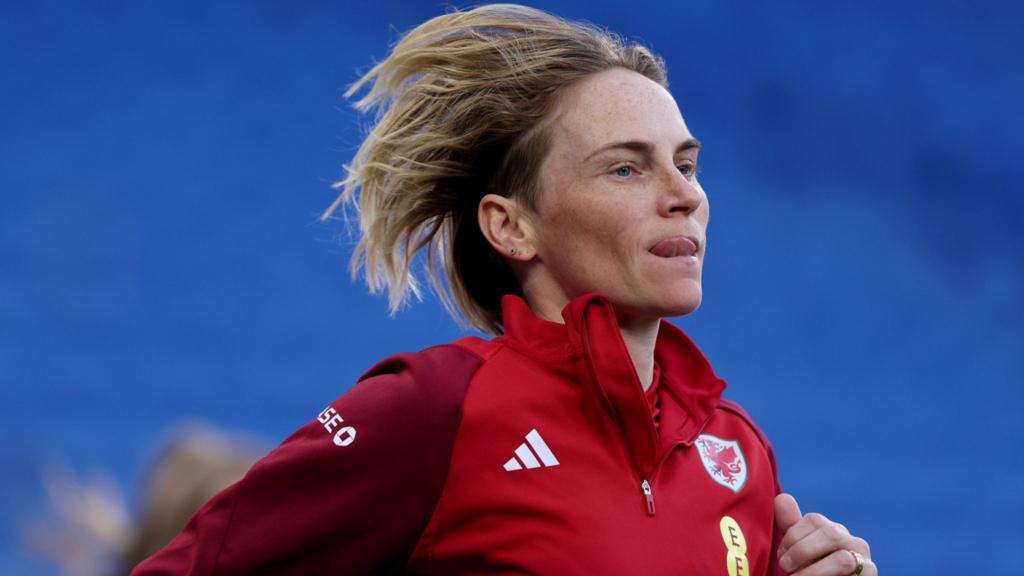 Injured Fishlock misses Wales’ trip to Sweden