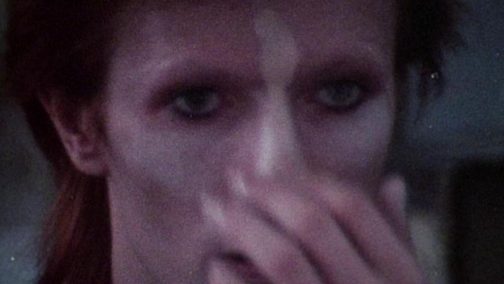 BBC Archive: Bowie says farewell to Ziggy, 1973 - BBC