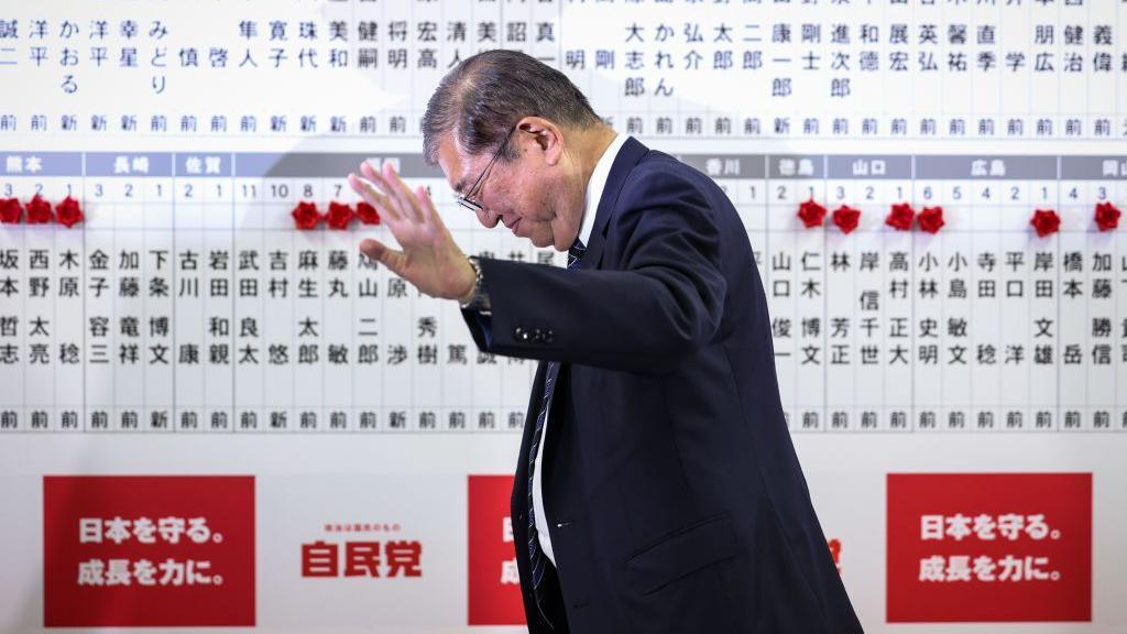 Japan's Prime Minister Shigeru Ishiba leaves after speaking to the media at the Liberal Democratic Party's (LDP) headquarters on October 27, 2024 in Tokyo, Japan. 