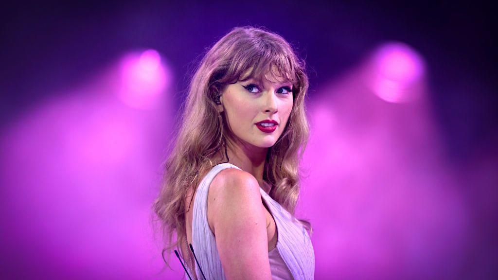 Taylor Swift.