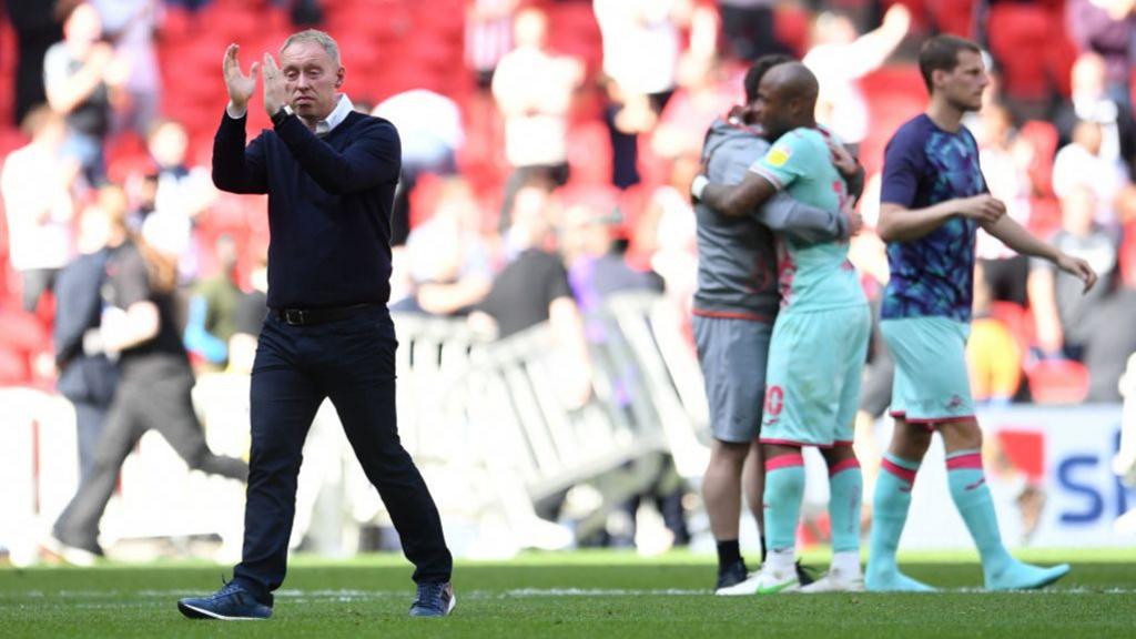 Steve Cooper applauds Swansea City fans