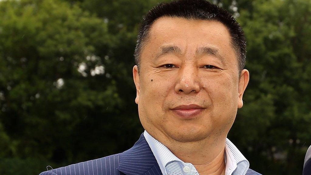 Reading owner Dai Yongge