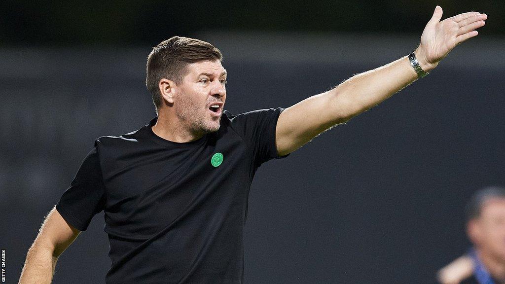 Al-Ettifaq manager Steven Gerrard