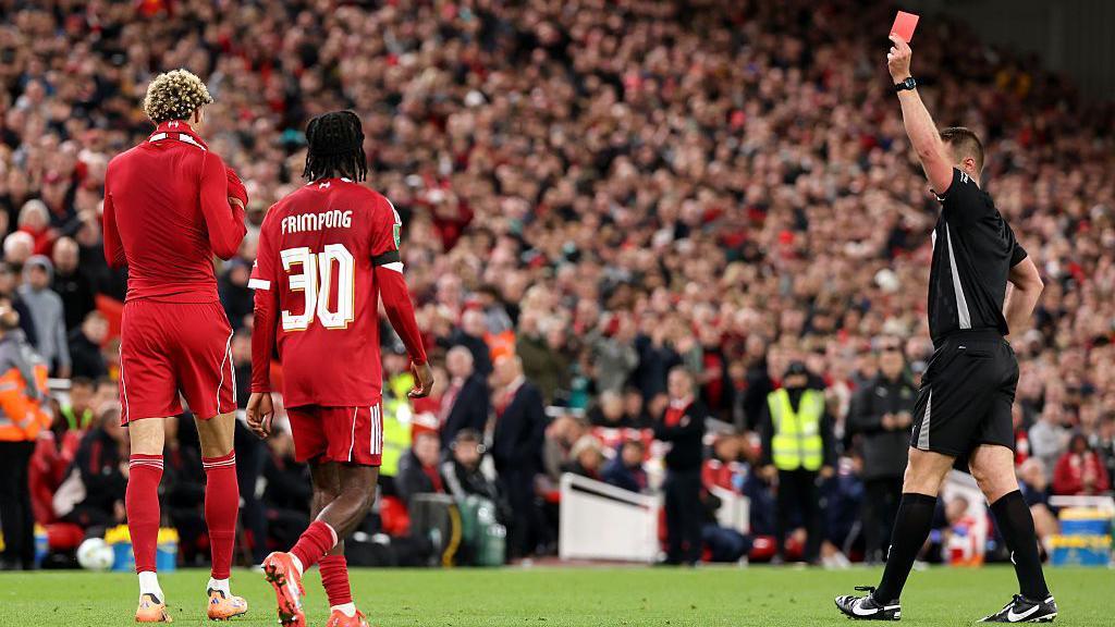 ‘Not Smart’ – Hugo Ekitike reflects on Southampton red card - Strictly LFC