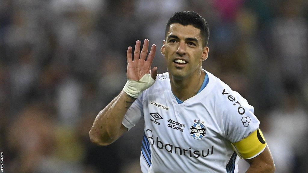 Luis Suarez celebrates scoring for Gremio in December 2023