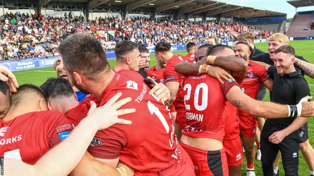 London Broncos celebrate beating Toulouse in the Championship Grand Final