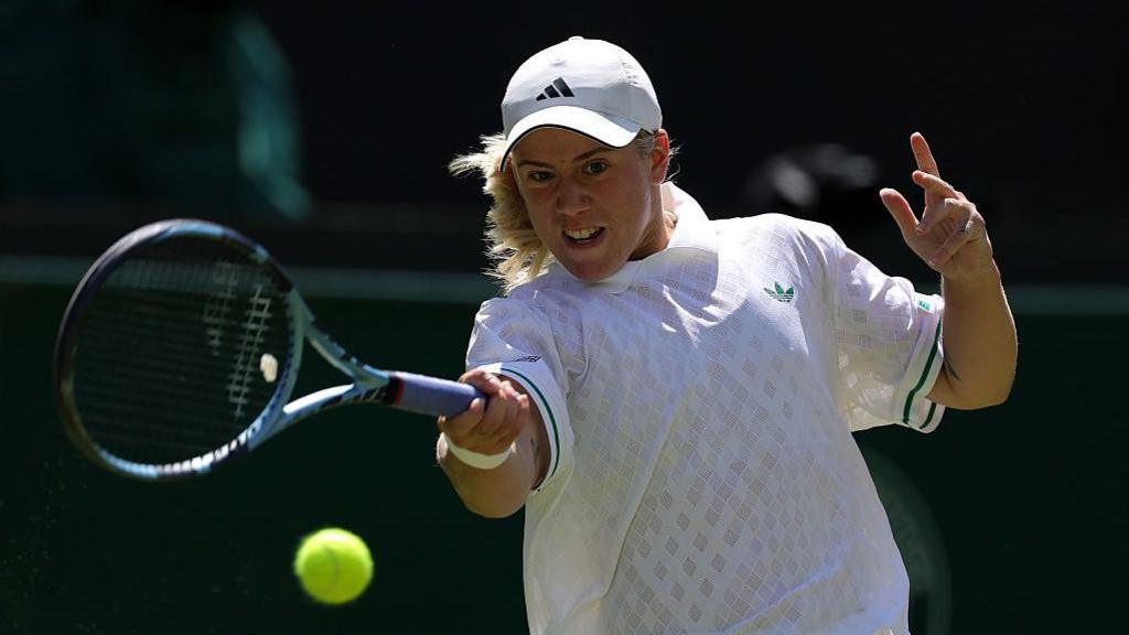Sonay Kartal in action at Wimbledon