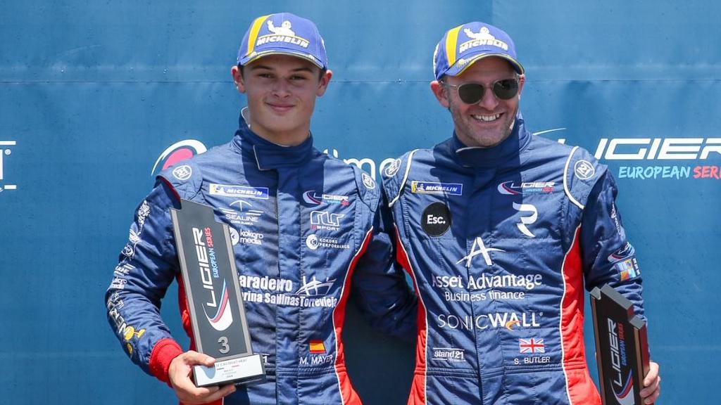 Team mates Max Mayer and Simon Butler in 2023