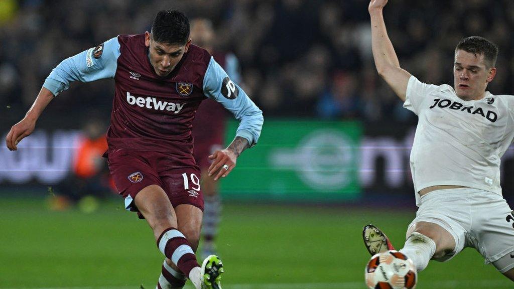 Edson Alvarez scores West Ham's second goal against Freiburg