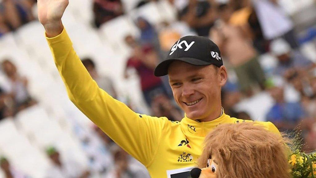 Chris Froome celebrates