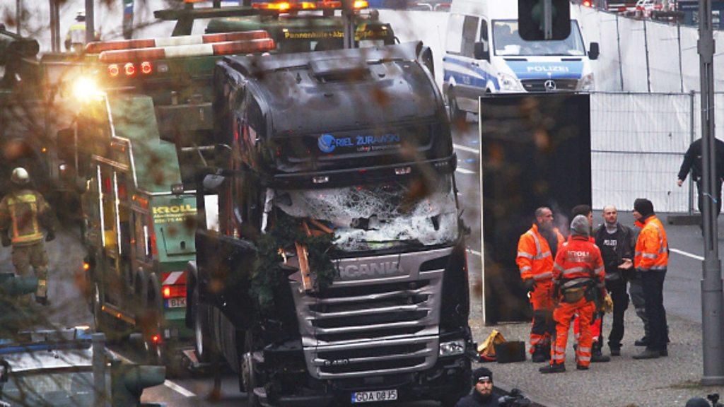 Lorry that drove into the Berlin market being towed away