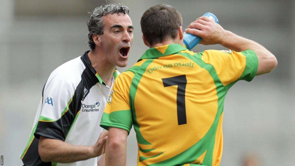 Jim McGuinness with Kevin Cassidy during Donegal's All-Ireland quarter-final against Kildare in 2011