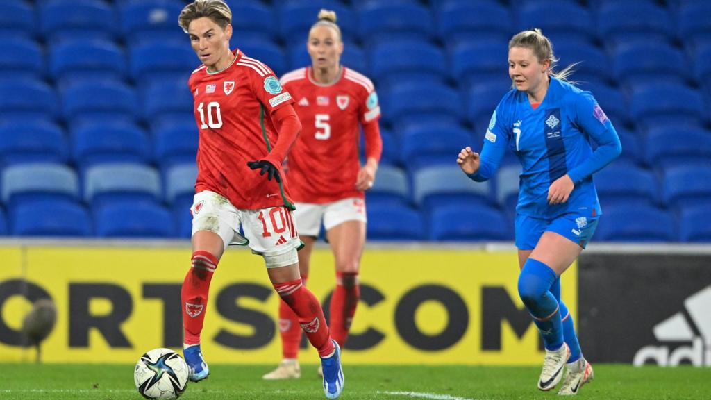 Jess Fishlock drives forward