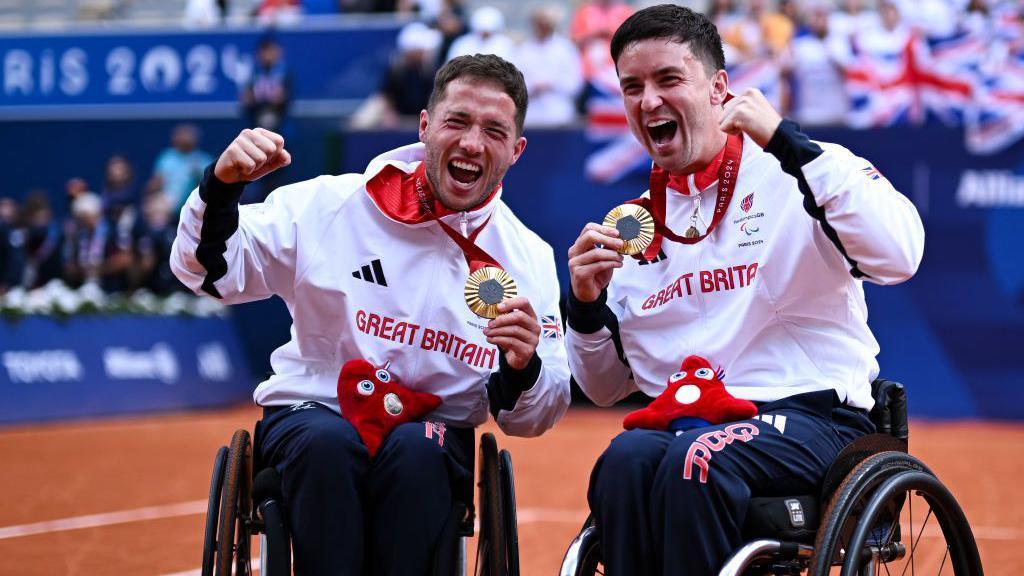 Alfie Hewett and Gordon Reid show off their Paralympic gold medals in Paris