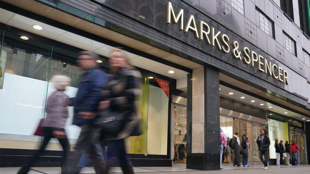 M&S customers in limbo as cyber attack chaos continues