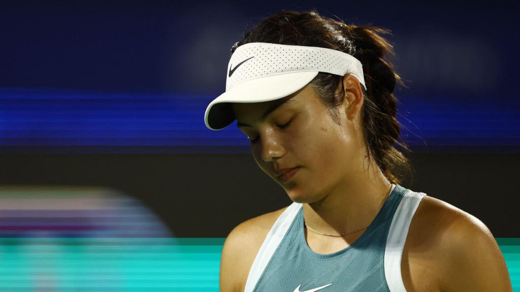 Raducanu perde contro Muchova al secondo turno di Dubai
