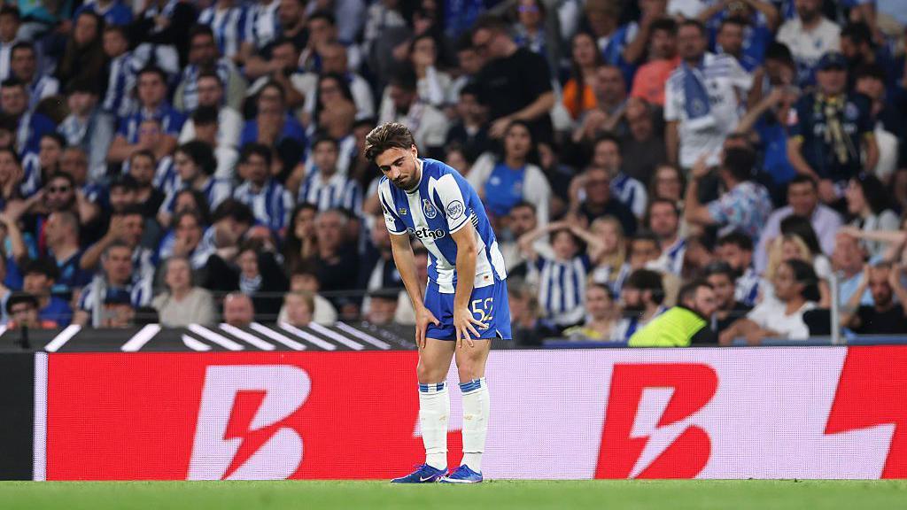 Martim Fernandes reacts.