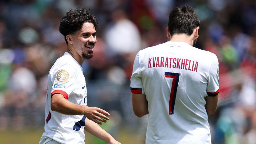 Vitinha and Khvicha Kvaratskhelia