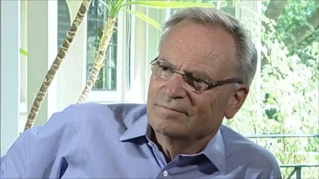 Meet the Author: Jeffrey Archer - BBC News