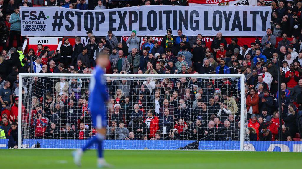 Manchester United fans protest at Old Trafford